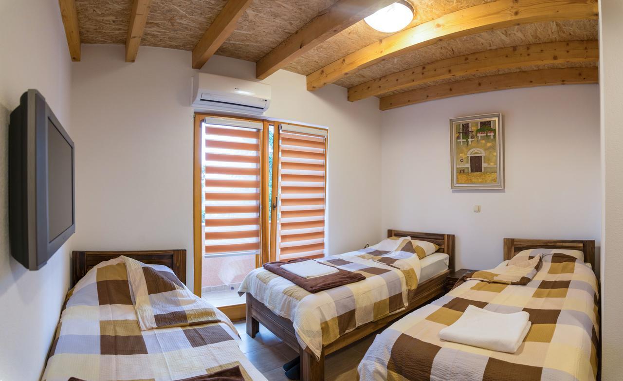 Motel Orhideja Donji Vakuf Exterior photo